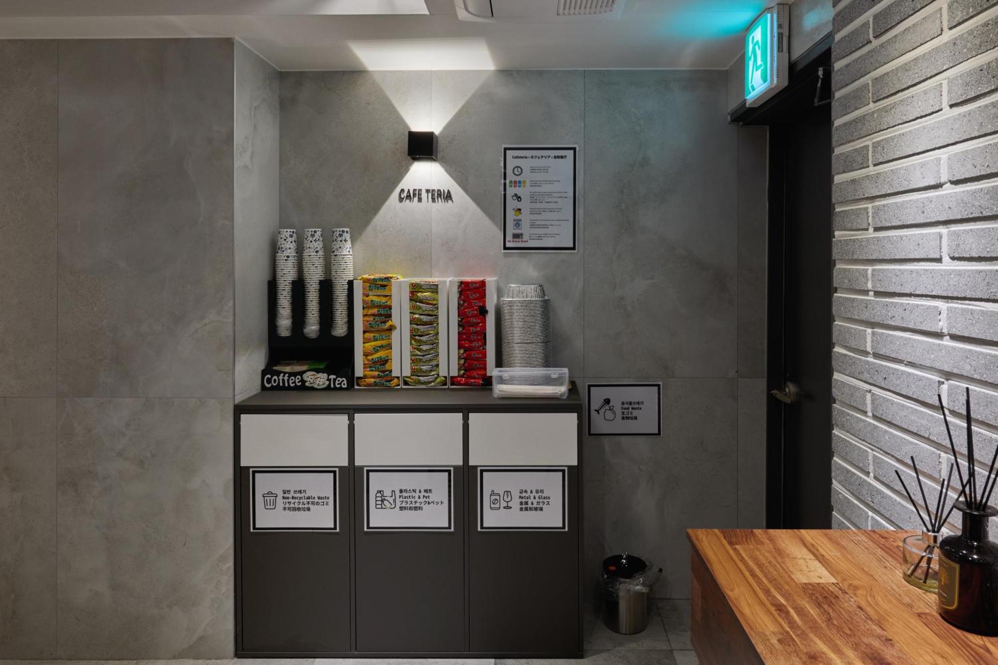 L Hostel Seoul Exteriör bild